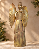Ángel Dorado con Corona